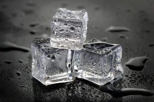 Second law of thermodynamics example - melting ice cube