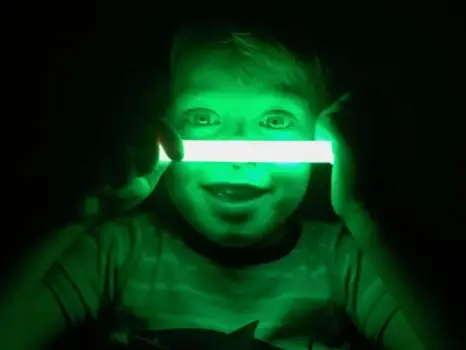 Chemical energy example - glow stick