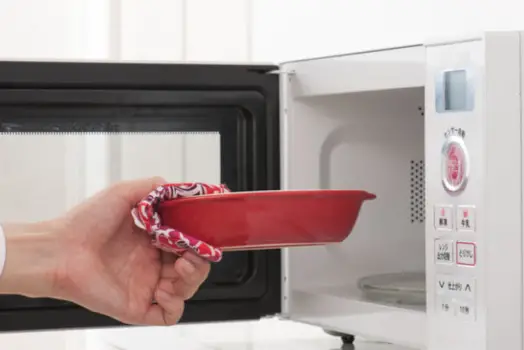 First Law of Thermodynamics Example - Microwave Oven