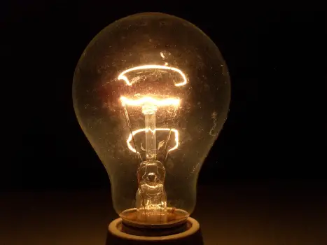 Law of conservation of energy example - light bulb